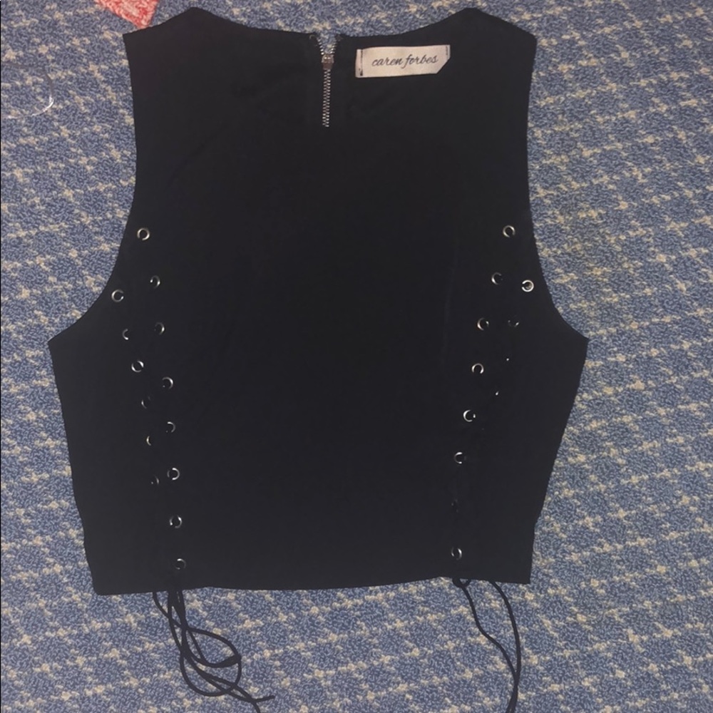 Adorable black crop shirt